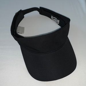 Slazenger black visor, great condition.